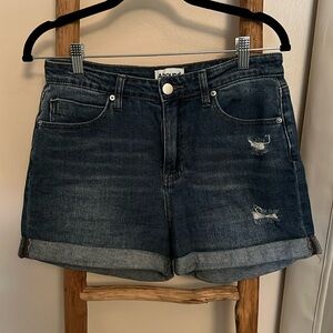 Medium Cuffed Denim Abound Short